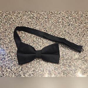 Mens Black Hisdern BowTie